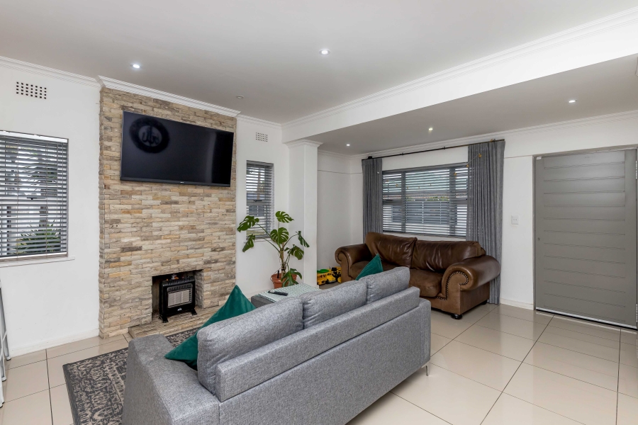 4 Bedroom Property for Sale in Ferness Estate Western Cape